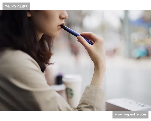 KD隔离中观看热线蕾哈娜被女神发现偷.看小.黄类美女 KD隔离中观看热线蕾哈娜被女神发现偷.看小.黄类美女
